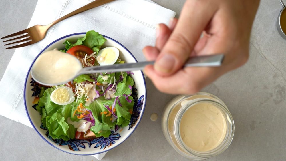 5 receitas de molhos de salada caseiros