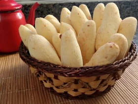 biscoito de polvilho assado – créditos canal ediane – comida mineira