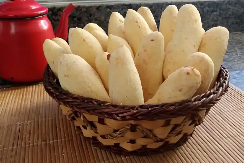 biscoito de polvilho assado – créditos canal ediane – comida mineira