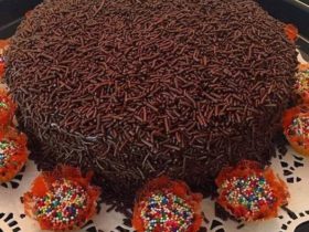 bolo molhadinho de brigadeiro