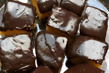 bolo de cenoura com cobertura de nutella