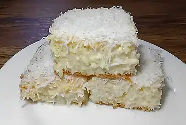 bolo de coco
