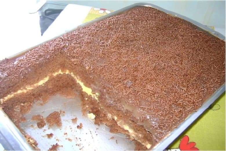 bolo gelado com mousse de maracujá