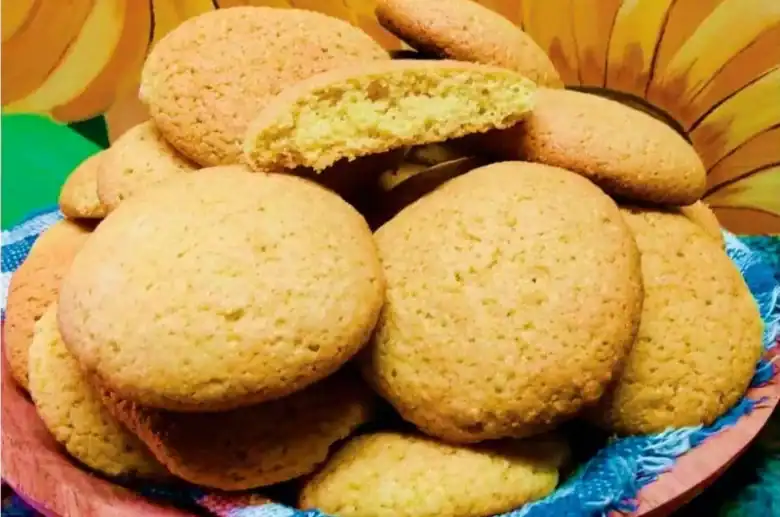 broa de fubá que derrete na boca