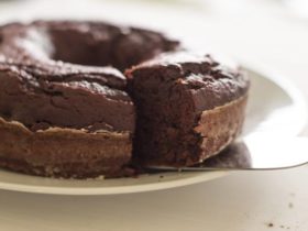 como fazer bolo de chocolate e beterraba