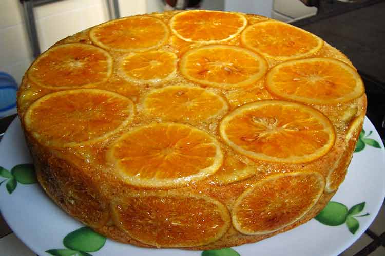 como fazer bolo de laranja com casca muito delicioso