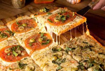 como fazer pizza no pão de forma, seu lanche vai ficar perfeito
