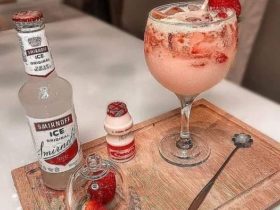coquetel refrescante de morango e yakult com smirnoff ice