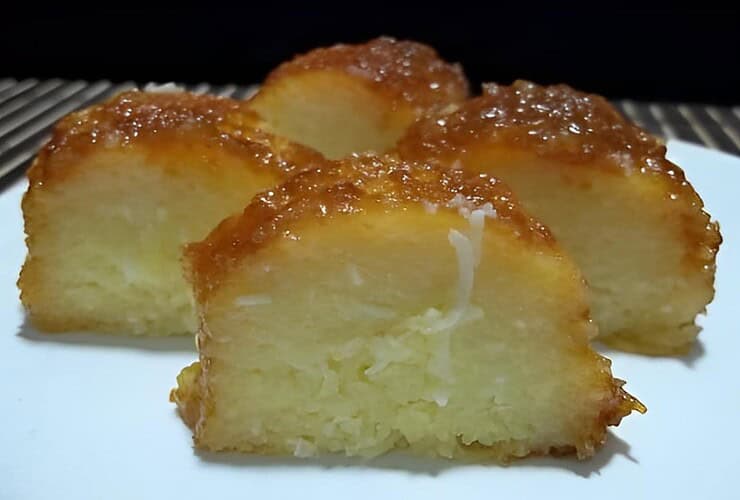 delicioso pudim de mandioca e coco