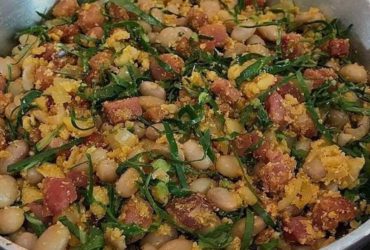 feijão tropeiro fácil e saboroso