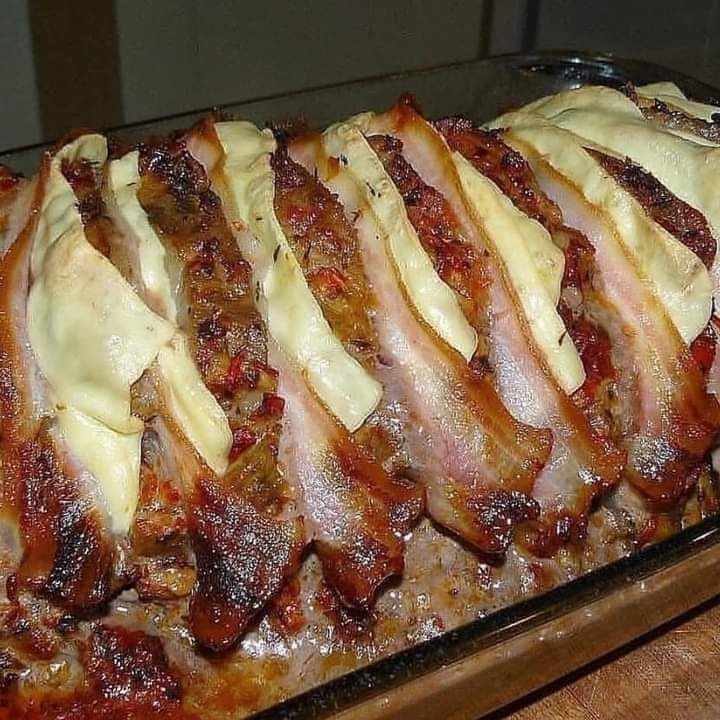Lombo de Porco Recheado com Queijo e Bacon