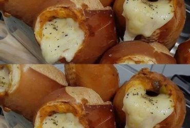 pão com carne moída e queijo!