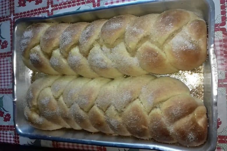 rosca doce de liquidificador perfeita para servir com um café quentinho