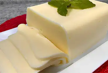 se você tem leite em casa já pode fazer muçarela caseira
