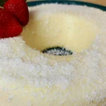 sobremesa gelada moça de coco – créditos canal luciana melo casa com carinho