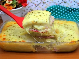 torta de batata cremosa com presunto e queijo