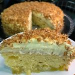 bolo de abacaxi com coco prático e saboroso