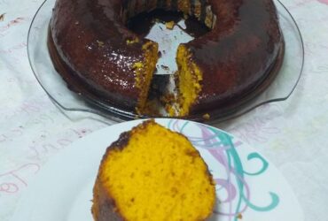 bolo de cenoura 🥕 simples com cobertura