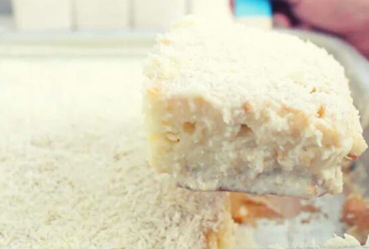 bolo de coco gelado