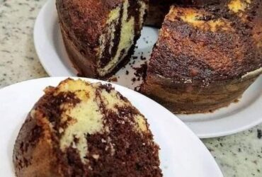 bolo mármore fácil e delicioso