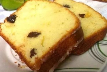 bolo simples com uva passa