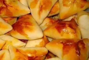 esfirras de carne