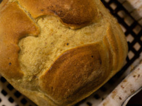 pão de cebola de liquidificador sem farinha de trigo