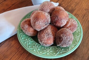 receita de bolinho de chuva sequinho (delicioso!)