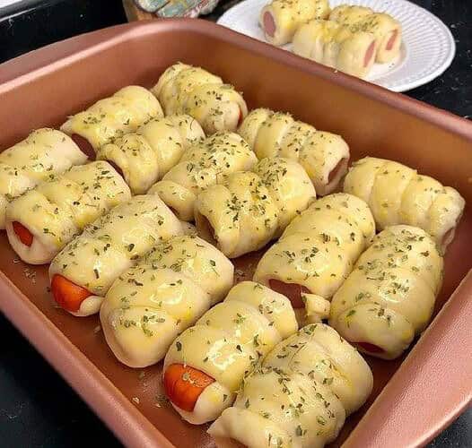 receita fácil de enroladinho de salsicha