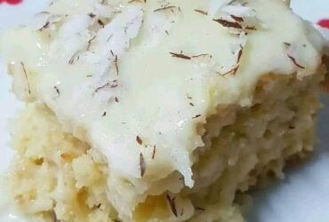 bolo de coco molhadinho com calda de três leites