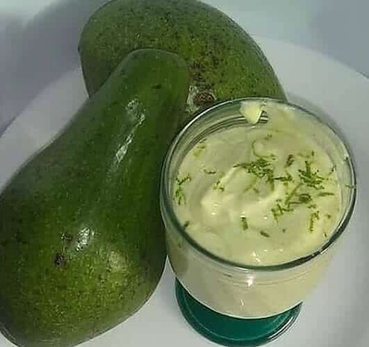 creme de abacate gelado