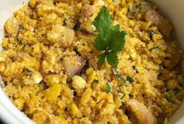 farofinha de ovo com bacon com temperinho caseiro