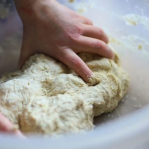 Como Salvar uma Massa de Pão que Não Cresce