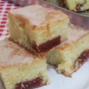 Bolo de Iogurte com Goiabada: a sobremesa perfeita para adoçar o seu dia