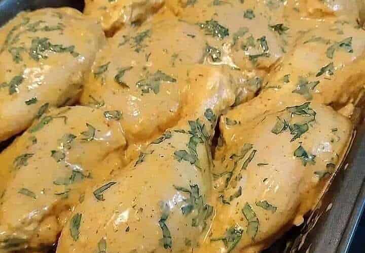 receita de coxas e sobrecoxas de frango assadas no forno