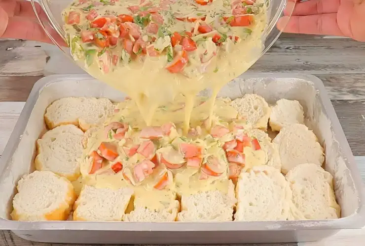 Aproveite ao máximo o pão velho com esta torta de forno deliciosa e fácil de preparar!