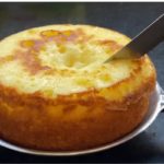 Receita fácil e deliciosa de bolo de panela com maizena e leite condensado para o lanche