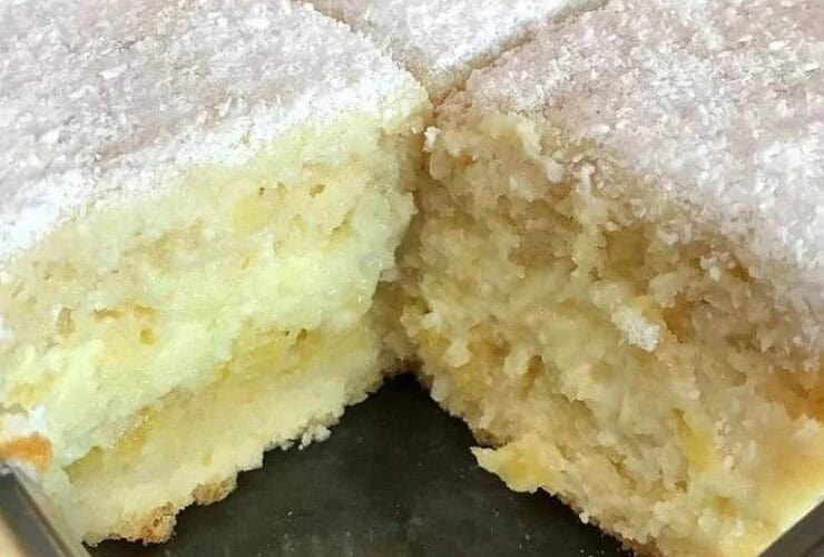 bolo gelado de abacaxi com coco delica para a familia