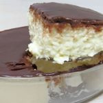 Cocada na travessa com chocolate, delicia da avó