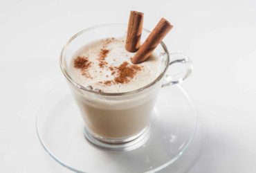 leite com canela faz mal