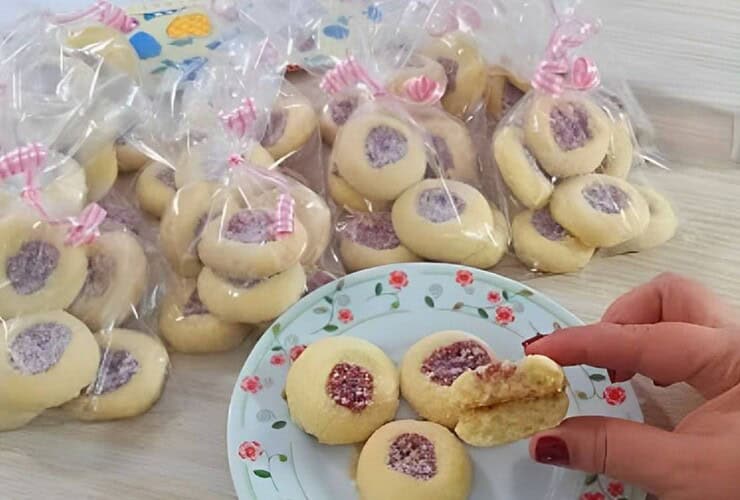 biscoitinho amanteigado com goiabada