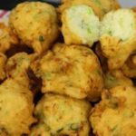 bolinho de chuchu delicioso e fácil de fazer