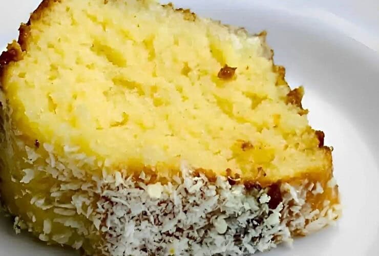 bolo de coco de liquidificador fácil e rápido