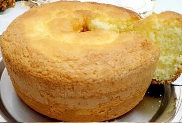 bolo de maisena bem fofinho