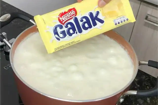 Canjica cremosa com chocolate branco