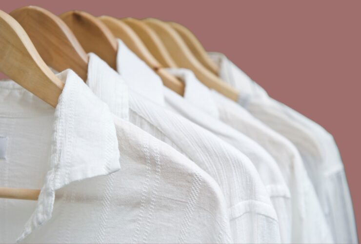 como clarear e desencardir roupas brancas