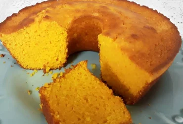 bolo de abóbora com coco de liquidificador