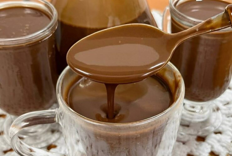chocolate quente de cafeteria