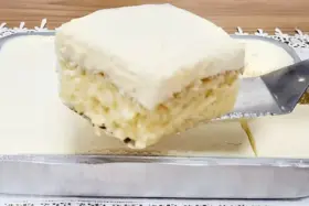 Bolo Moça Gelada: Receita de Bolo Gelado de Leite Condensado