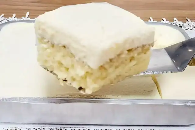 Bolo Moça Gelada: Receita de Bolo Gelado de Leite Condensado